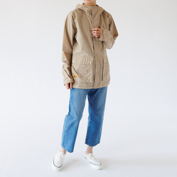 Fossil　身長：160cm