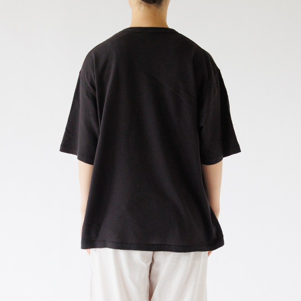 BLACK、身長：160cm