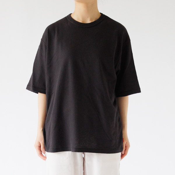 BLACK、身長：160cm