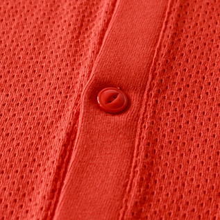 鮮やかなカラー。ボタンも同色です。（ORANGE）
