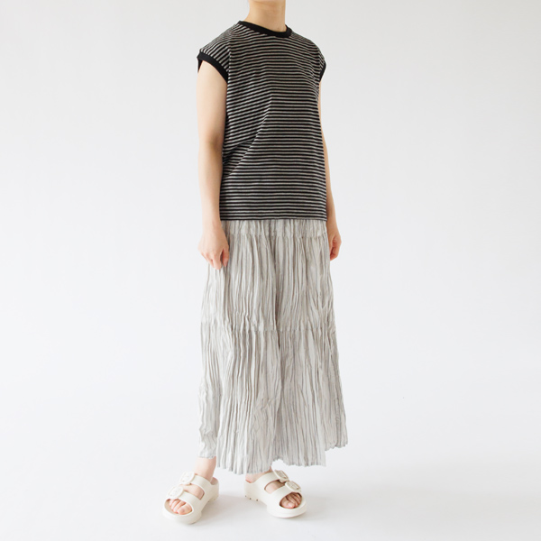 BLACK、身長：160cm