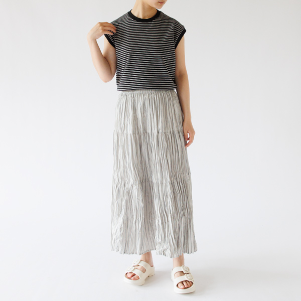 BLACK、身長：160cm