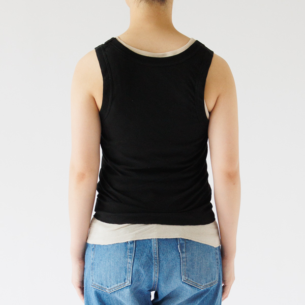 BLACK、身長：160cm