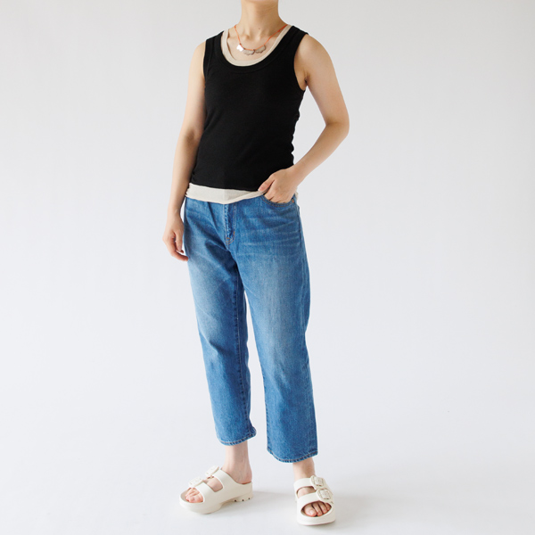BLACK、身長：160cm
