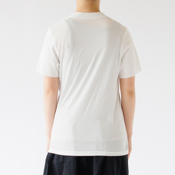 身長163cm・WHITE