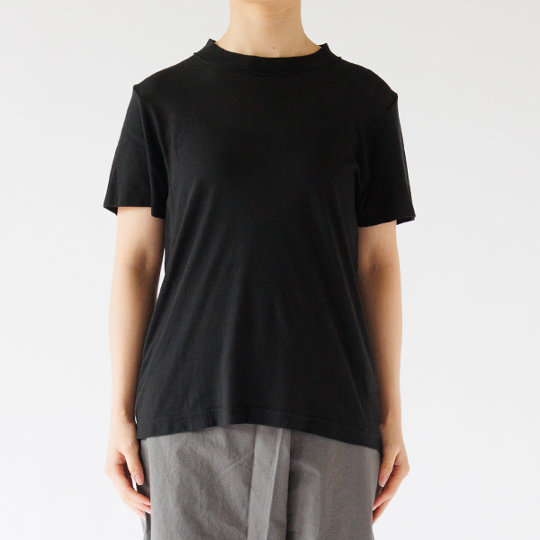 身長163cm・BLACK