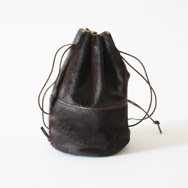 HORSE FUR DRAW STRINGS POUCH/S（巾着ショルダー）(CHOCO)