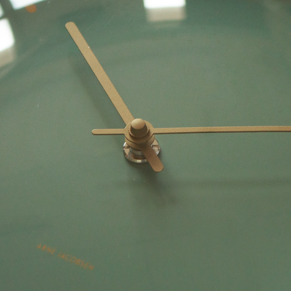 グリーンの文字盤にゴールドがアクセント(Pennycress GR/210mm) グリーンの文字盤にゴールドがアクセント(Pennycress GR/210mm)