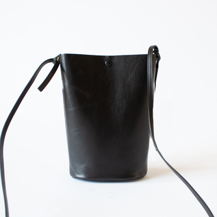 APERTO ショルダーバッグ Sleek Path XS APERTO ショルダーバッグ Sleek Path XS
