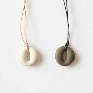 scent necklace