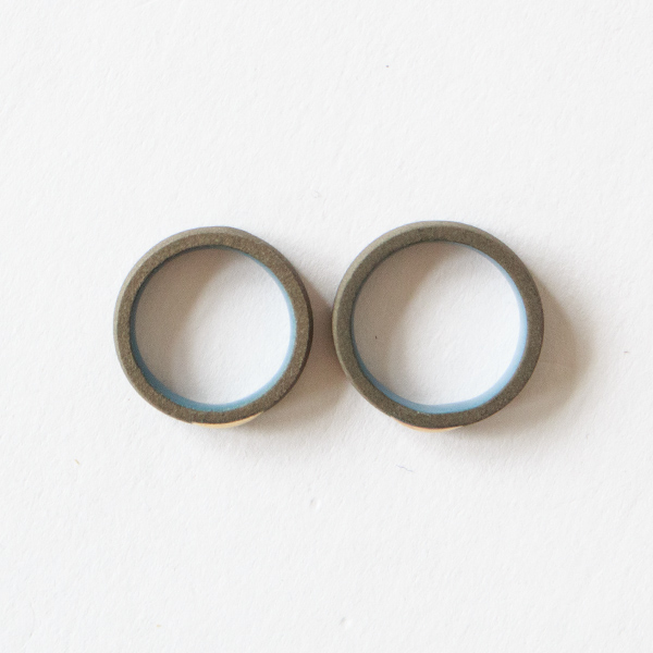 左：S、右：M(Dark Grey)