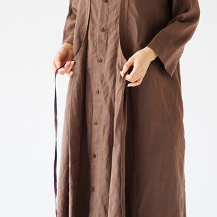 紐の結び方で印象が変わります(身長160cm・BROWN) 紐の結び方で印象が変わります(身長160cm・BROWN)