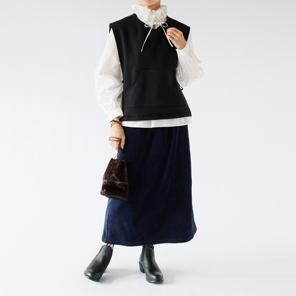レイヤードも可能(身長160cm・WHITE) レイヤードも可能(身長160cm・WHITE)