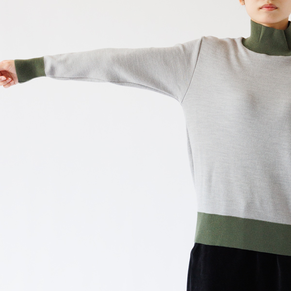 すっきりとしたシルエット(身長160cm・GREY) すっきりとしたシルエット(身長160cm・GREY)