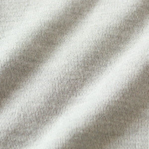 ハリと弾力性、型崩れしにくい耐久性があります(GREY) ハリと弾力性、型崩れしにくい耐久性があります(GREY)