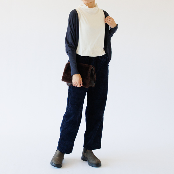 身長160cm・WHITE