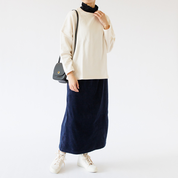 身長160cm・NAVY