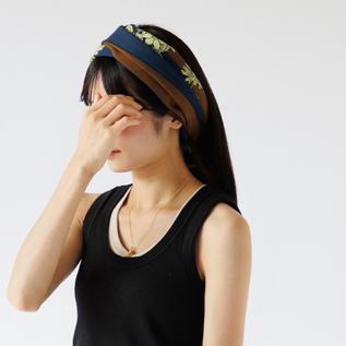 ダークカラーが使いやすい ダークカラーが使いやすい