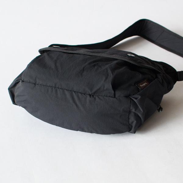 Cinch|Sling ボディバッグ(Black) Cinch|Sling ボディバッグ(Black)