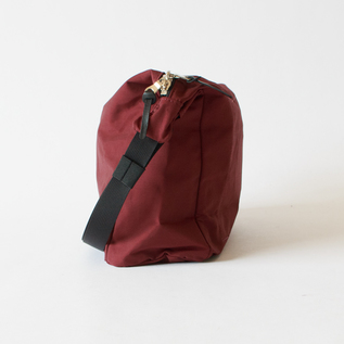 SIMPLICITY限定カラー BORDEAUX(TRIANGLE SHOULDER) SIMPLICITY限定カラー BORDEAUX(TRIANGLE SHOULDER)