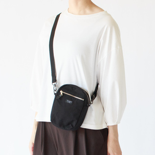 身軽に出かけられるサイズ(BLACK) 身軽に出かけられるサイズ(BLACK)