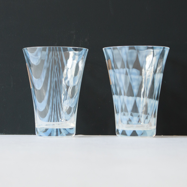 ソーダ水グラス（左：巻上げ、右：鱗）