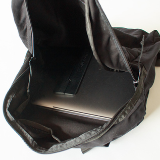 16インチPC収納できます(BLACK)