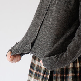 伸びが良いです(身長160cm・C.GREY) 伸びが良いです(身長160cm・C.GREY)