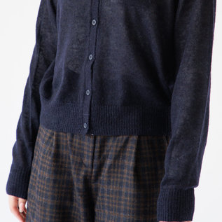 すっきりとした裾まわり(身長160cm・B.NAVY) すっきりとした裾まわり(身長160cm・B.NAVY)