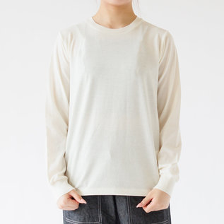WHITE、身長:160cm WHITE、身長:160cm