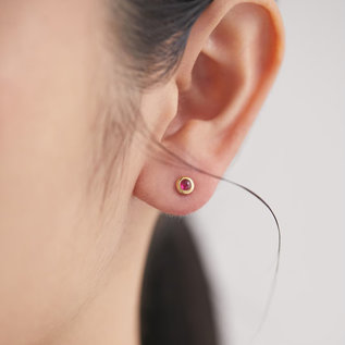 キャッチレスピアス HONESTY/AMITY aura(Ruby)