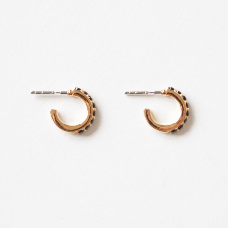 キャッチレスピアス EMBRACE Onyx(gold)