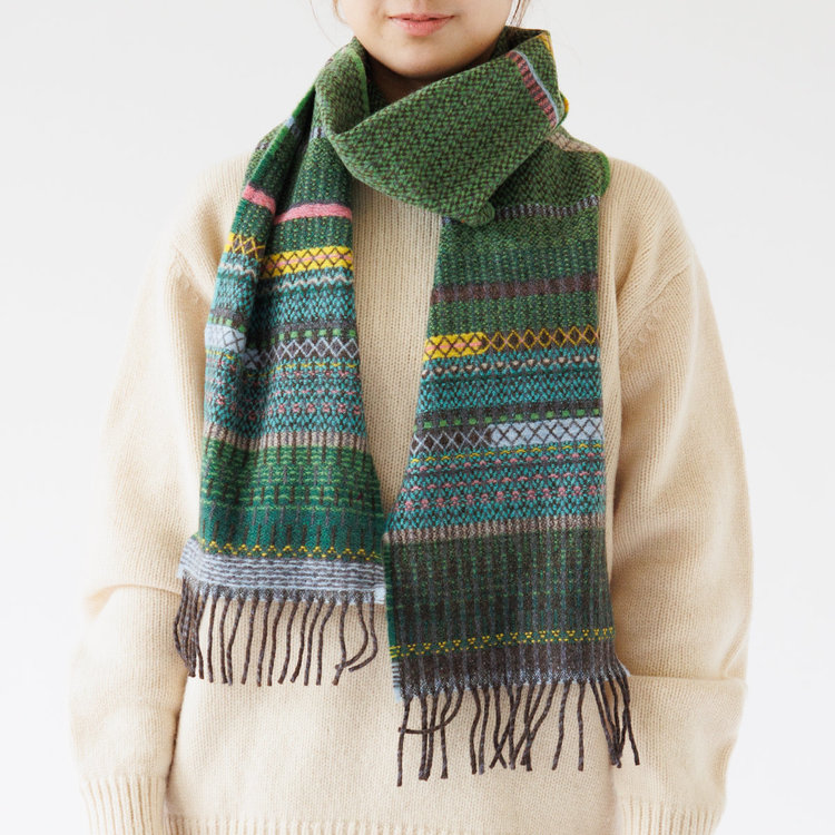LAMBSWOOL SKARF NOAH／WALLACE SEWELL / Shop ZUTTO for the long