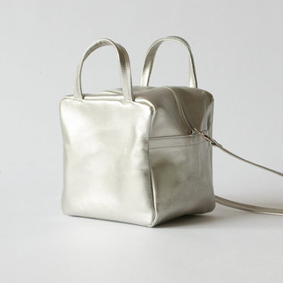 LUSTRA 2WAYキューブポシェット(silver) LUSTRA 2WAYキューブポシェット(silver)