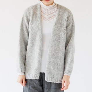 LIGHT GREY、身長165cm LIGHT GREY、身長165cm