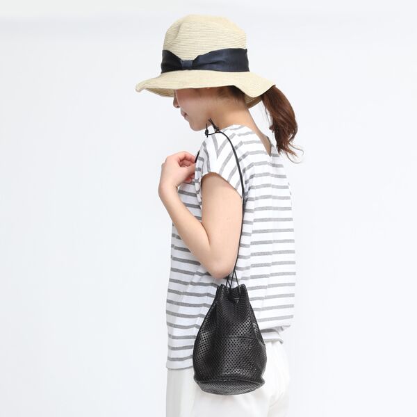 モデル身長：162cm(OFF WHITE)