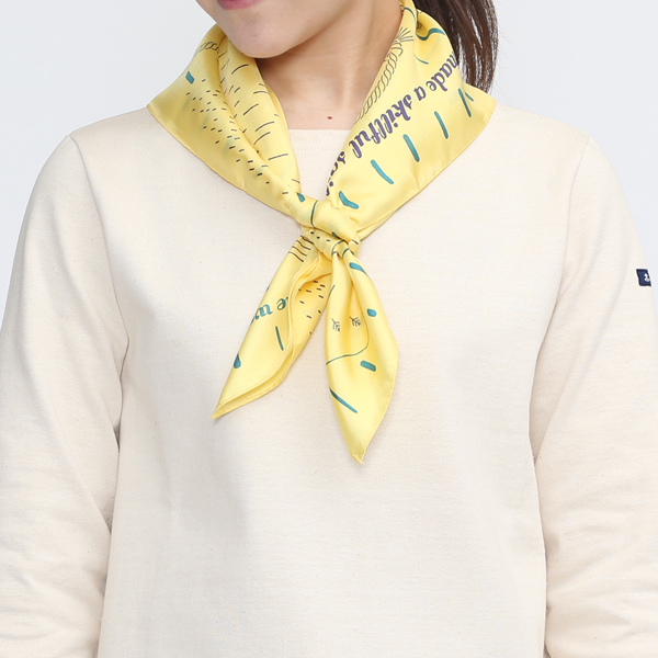 着用イメージ（YELLOW）
