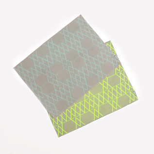 上：MINT、下：YELLOW