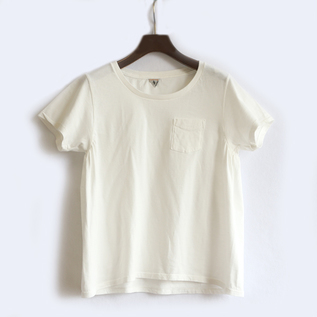 ANNIE ラウンドネックTシャツ