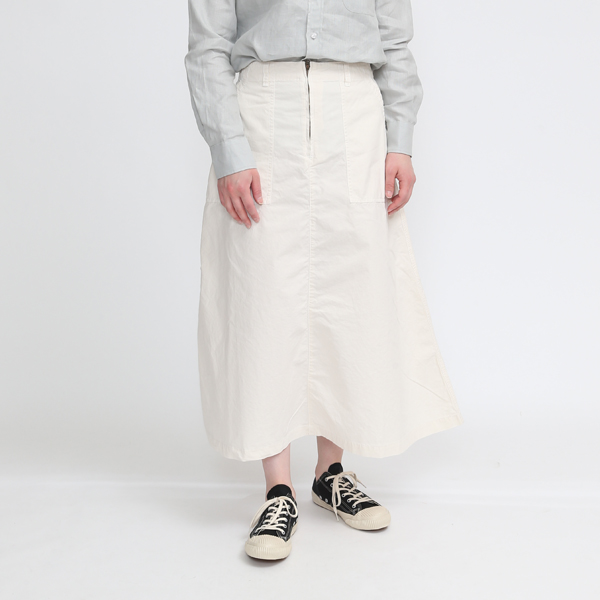 KINARI（モデル身長：162cm）