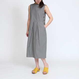 GREY（モデル身長：162cm）