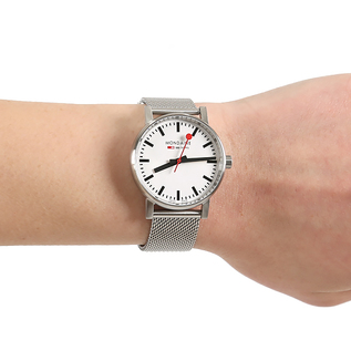 腕時計 エヴォ2 メッシュ／MONDAINE（モンディーン）｜愛着を持って