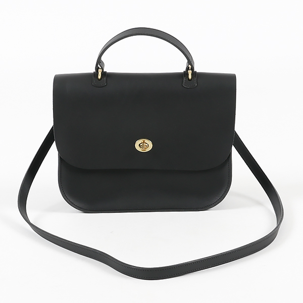 レザーバッグ　AUREA（BLACK）