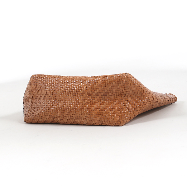 底面（VINTAGE TAN）