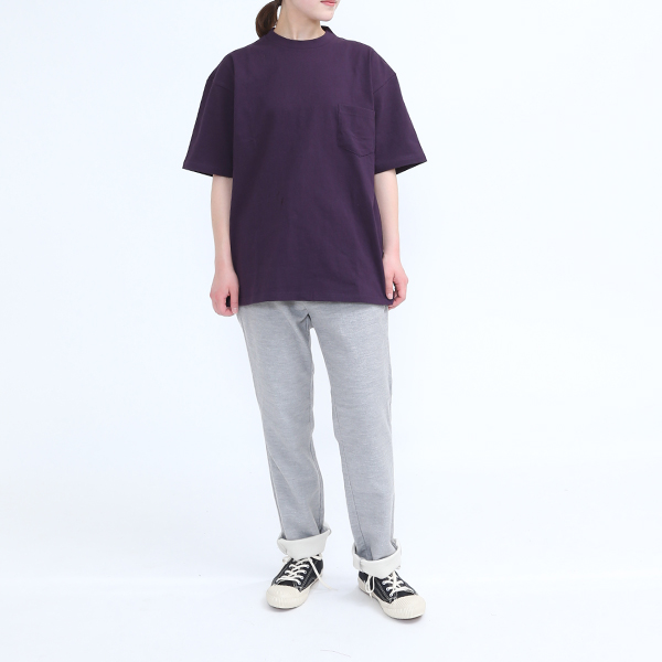 DARKPURPLE（モデル身長：162cm、着用サイズ：M）