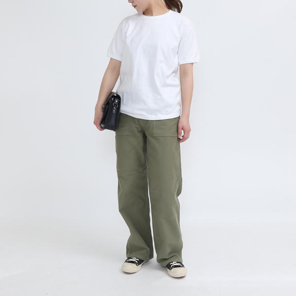 WHITE（モデル身長：162cm）
