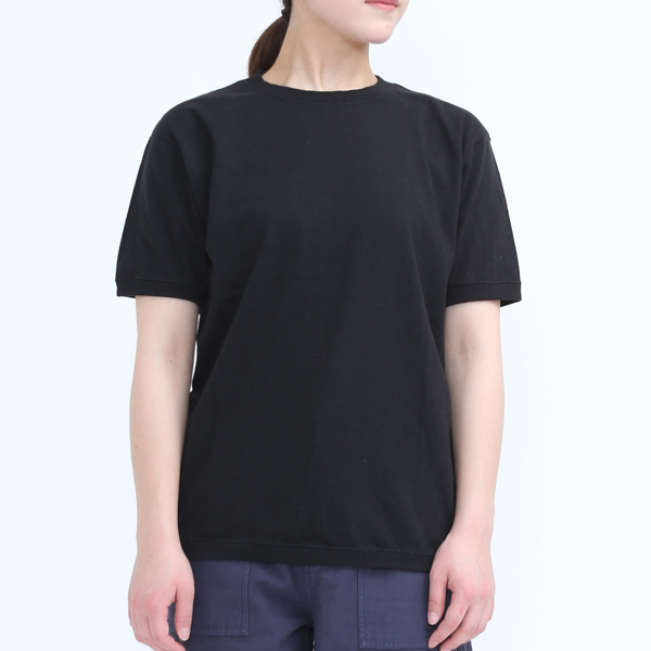 BLACK（モデル身長：162cm）