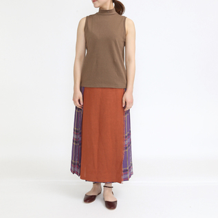 TAUPE(モデル身長:162cm) TAUPE(モデル身長:162cm)