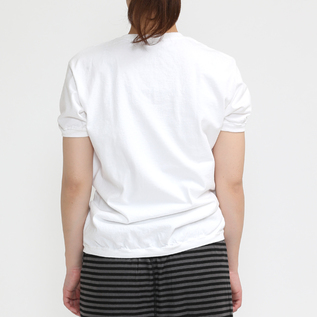 モデル身長:162cm 着用:WHITE/M モデル身長:162cm 着用:WHITE/M
