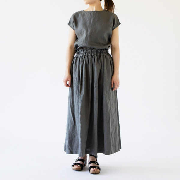GREY（モデル身長：162cm）